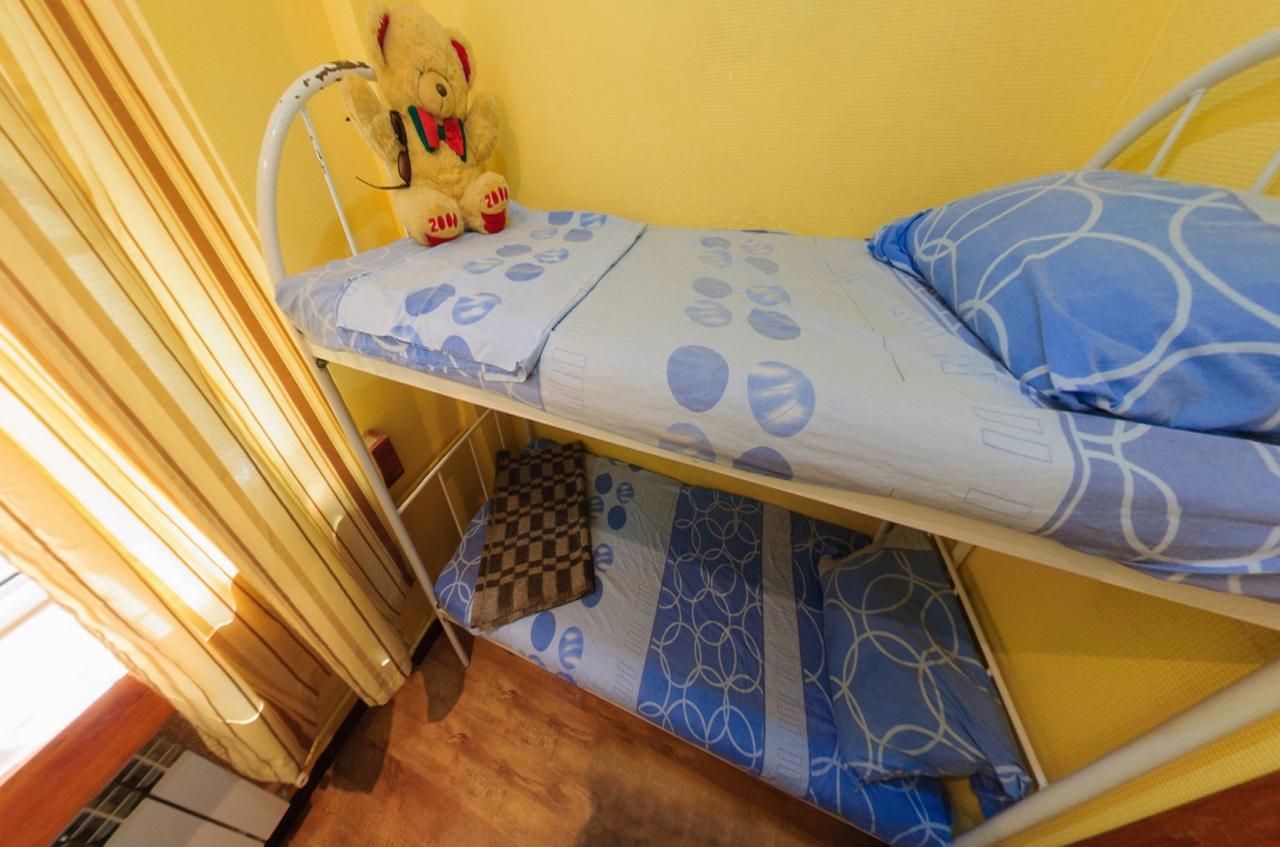 Yourhostel Svyatoshino Kiev Exterior foto
