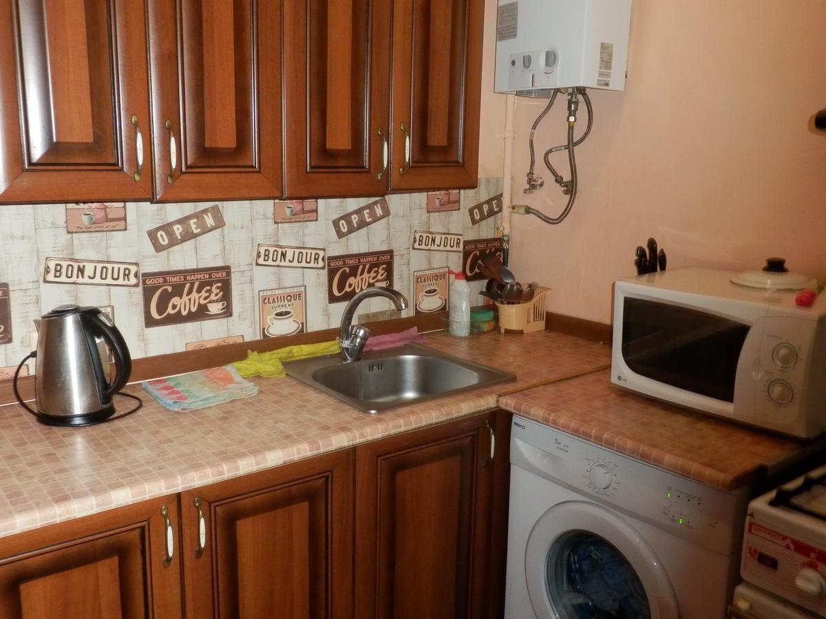 Yourhostel Svyatoshino Kiev Exterior foto