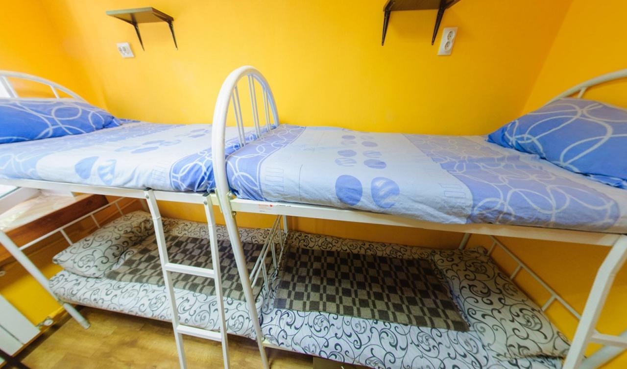 Yourhostel Svyatoshino Kiev Exterior foto
